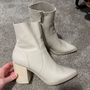 STEVE MADDEN BOOTS
